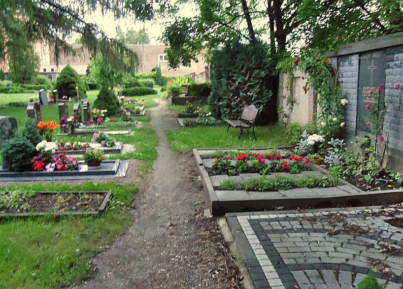 Lucka_cemetery